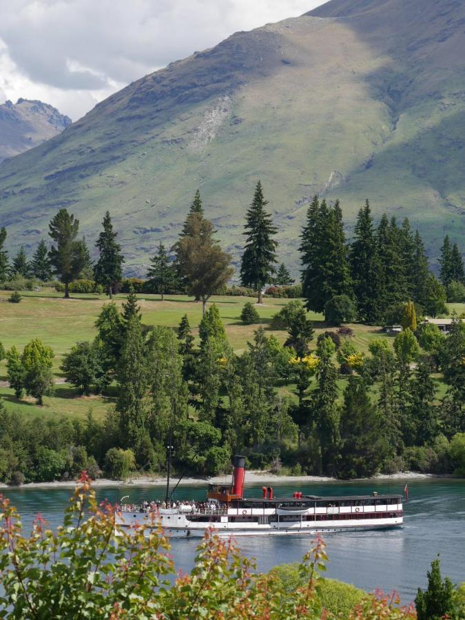 Stay Of Queenstown Exterior photo