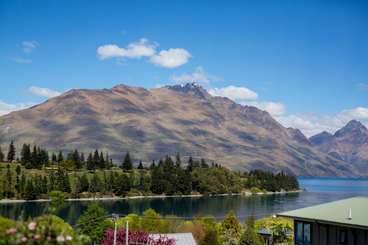 Stay Of Queenstown Exterior photo